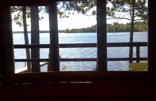 Princeton Cabin | Lakeside Log Cabin: Breathtaking Natural Beauty Pocomoonshine Lake Bass fishing