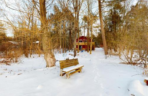 White Haven House | Lakeside Timber Lodge