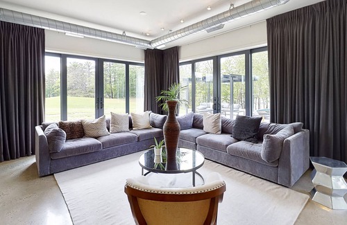 Greene House | Lakeside Weddings and Events