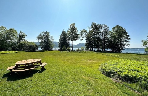 Diamond Point House | Lakeview/Lakefront house in Diamond Point.