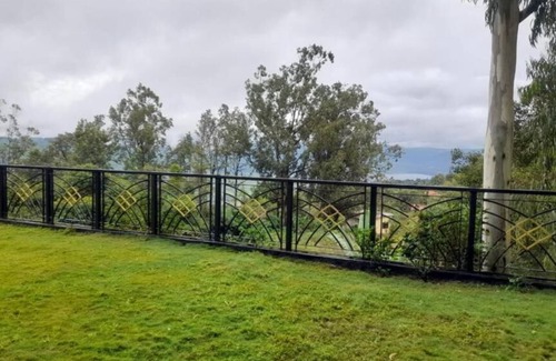 Wai Villa | Lakeview Villa by Madstays, Panchgani
