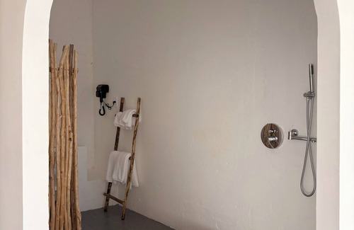 Phu Quy Hotel | LaLaLand Retreat Phú Quý