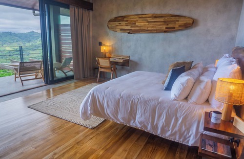 Lagunas de Baru Hotel | Lamangata Luxury Surf Resort