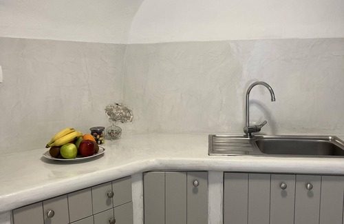 Messaria Apartment | Lamar Cave House 1 Bedroom