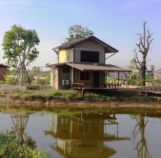 Sikhio Resort | Lan Nam Ob Duen ลานน้ำโอบเดือน