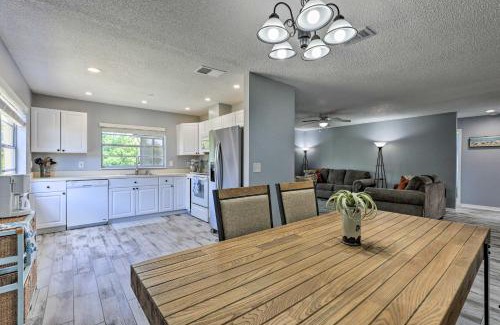 Trailer Estates House | Lanai and Pond at Tranquil Bradenton Retreat!