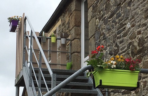 Antrain Apartment | Land and Sea family cottage near Mont Saint Michel, Breton/Normandy beaches!