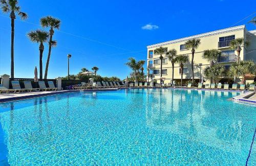 Sunset Beach House | Land's End 4-405 Bay Front - Premier