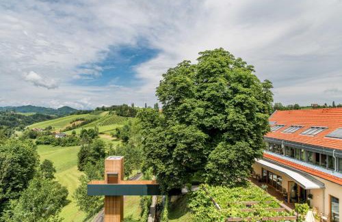 Glanz an der Weinstrasse Hotel | Landgut am Pößnitzberg