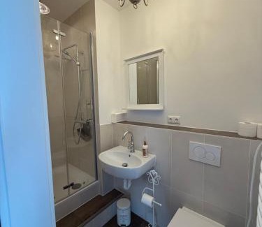 Oberdorla House | Landhof est 1886