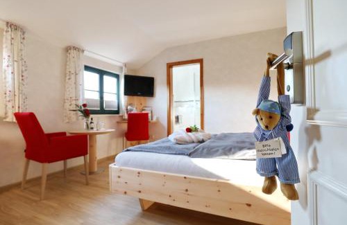 Oberahr Hotel | Landhotel Villa Moritz garni
