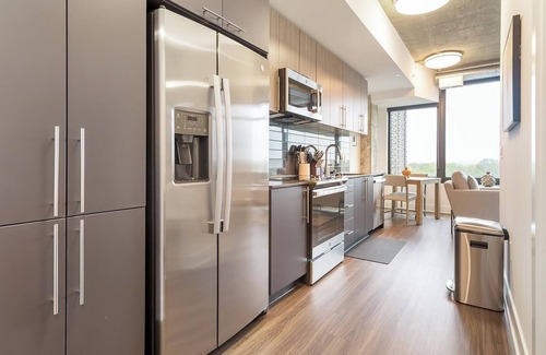 Baileys Crossroads Apartment | Landing | Amazing 1BD, Game Room, Gym