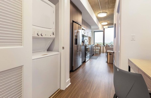 Baileys Crossroads Apartment | Landing | Amazing 1BD, Game Room, Gym