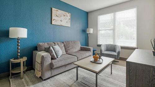 Memorial Apartment | Landing Apartments - Houston Energy Corridor