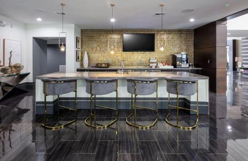 Memorial Apartment | Landing Apartments - Houston Energy Corridor