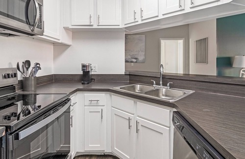 Sunbeam Apartment | Landing Apartments Jacksonville