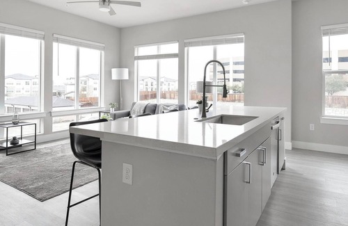 Round Rock Apartment | Landing at Bellrock La Frontera - 2 Bedrooms in.