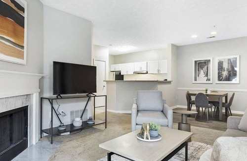 Lithia Springs Apartment | Landing at Brodick Hill - 2 Bedrooms in Downtown Douglasville