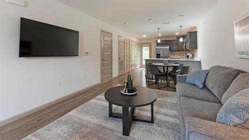 Lyman Apartment | Landing at Cove at Pine Ridge - 1 Bedroom in Lyman