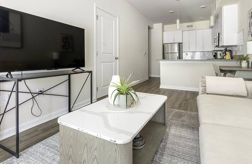 Concord Apartment | Landing at Emery Villages - 1 Bedroom in Concord