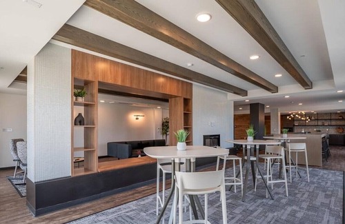 McCordsville Apartment | Landing at McCord Square - 1 Bedroom in Mc Cordsville