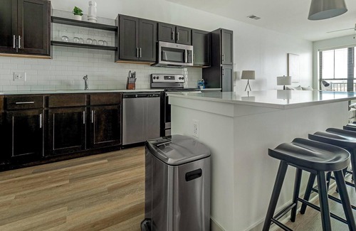 McCordsville Apartment | Landing at McCord Square - 1 Bedroom in Mc Cord.