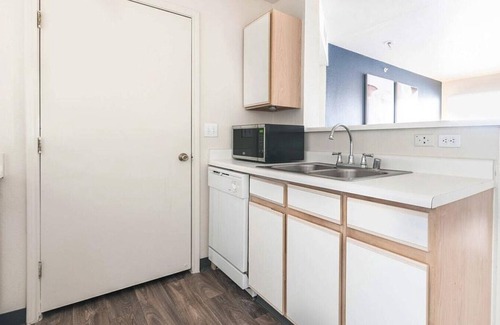 Albuquerque Apartment | Landing at Odyssey - 1 Bedroom in Downtown Albuquerque