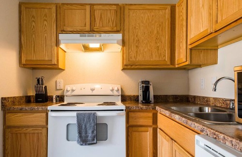 Albuquerque Apartment | Landing at Odyssey - 1 Bedroom in Downtown Albuquerque