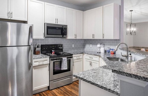 Sand Ridge Apartment | Landing at Stonegate - 3 Bedrooms in Sand Ridge