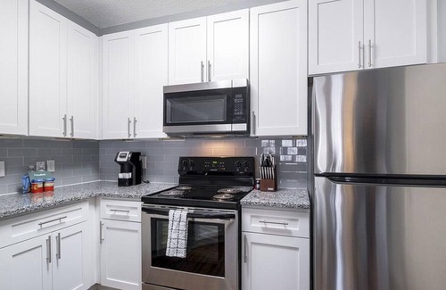 Sand Ridge Apartment | Landing at Stonegate - 2 Bedrooms in Sand Ridge