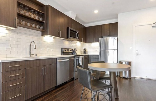 Weatogue Apartment | Landing at The Ridge at Talcott Mountain - 2 Bedrooms in Downtown Weatogue