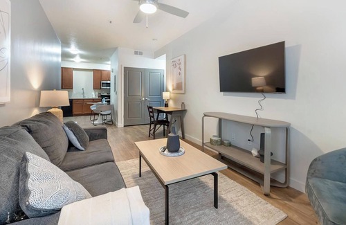 South Salt Lake Apartment | Landing at VIA Apartments - 1 Bedroom in Downto.