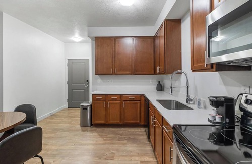 South Salt Lake Apartment | Landing at VIA Apartments - 1 Bedroom in Downto.