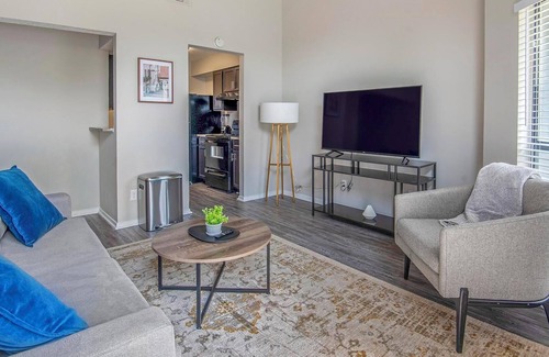 Cordova Apartment | Landing | Chic 2BD, Clubhouse, Pool