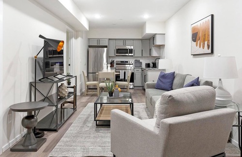 Spruce Hill Apartment | Landing | Modern 2BD, Clubhouse, Gym