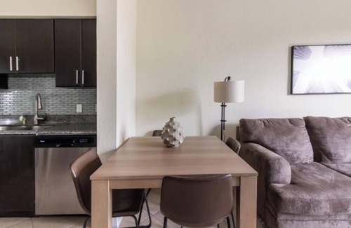 Miramar Apartment | Landing | Stunning 2BD, Clubhouse, Gym