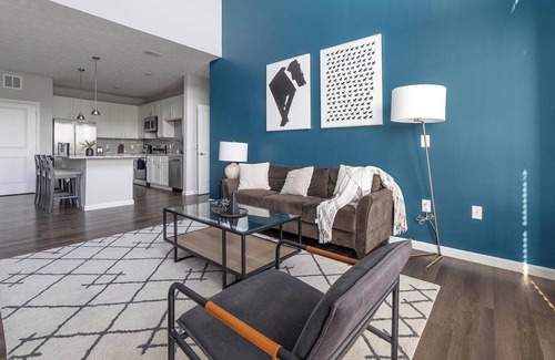 Northwest Columbus Apartment | Landing | Stylish 2BD, Gym