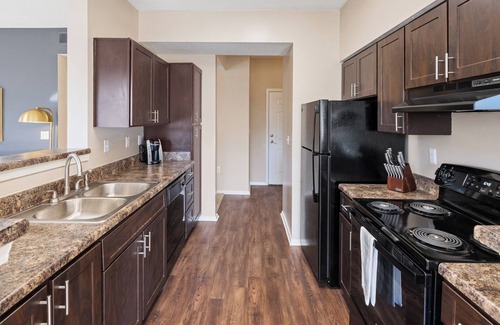 Germantown Apartment | Landing | Stylish 2BD, Gym, Tennis Court