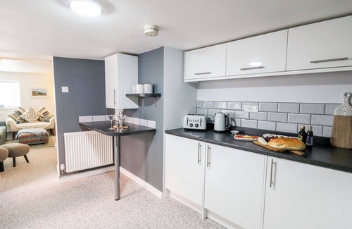 Cardigan Cottage | Lane Cottage