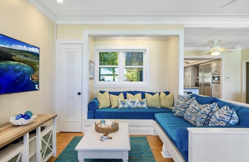 Lanikai House | Lanikai Seashore by Gather: Oceanfront Home w/Mokulua Views, AC & Lush Yard