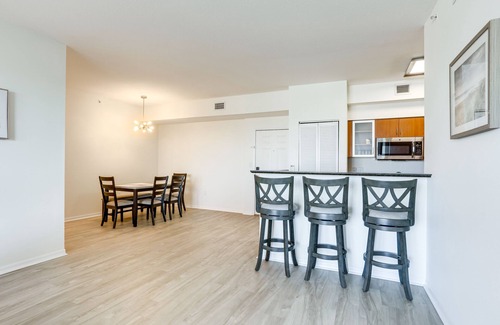 East Ocean Ave Condo | Lantana Condo w/Balcony: 11 Mi to Palm Beach!