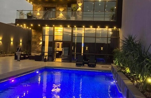 Sweimeh Ski Chalet | Laperla chalet