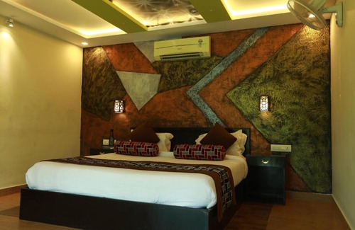 Poovar Hotel | Lara Lake View Resort