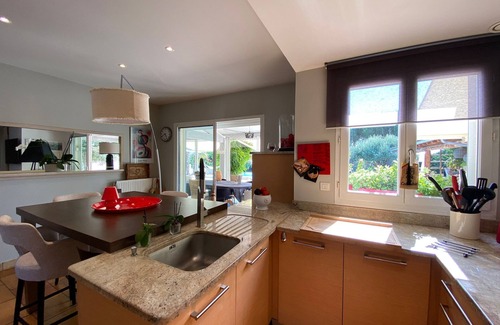 Saix House | Large air-conditioned house, swimming pool Secure Very quiet Pétanque, Table tennis
