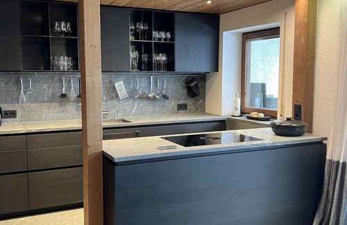 Niedersonthofen House | Large and well-kept vacation home on Lake Niedersonthofen with a sauna and patio