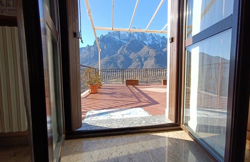 Ceto Apartment | Large apartment in Valcamonica with wonderful terrace