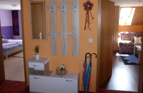 Schalkau Apartment | Large apartment with a beautiful view over the roofs of Schalkau