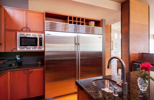 Capistrano Beach House | LARGE CONTEMPORARY HOME ON THE SAND, HOT TUB, CHEF’S KITCHEN, ENDLESS VIEWS