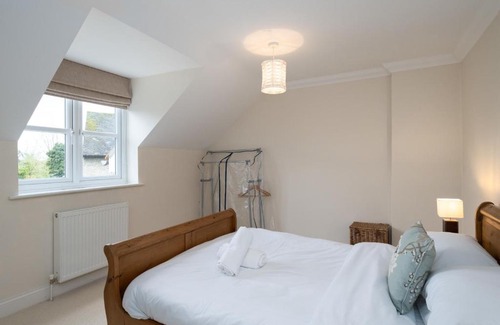 Ely House | Large detached Cambridgeshire Countryside Home
