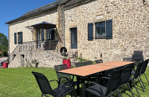 Drulhe House | Large gîte in Aveyron sleeps 10